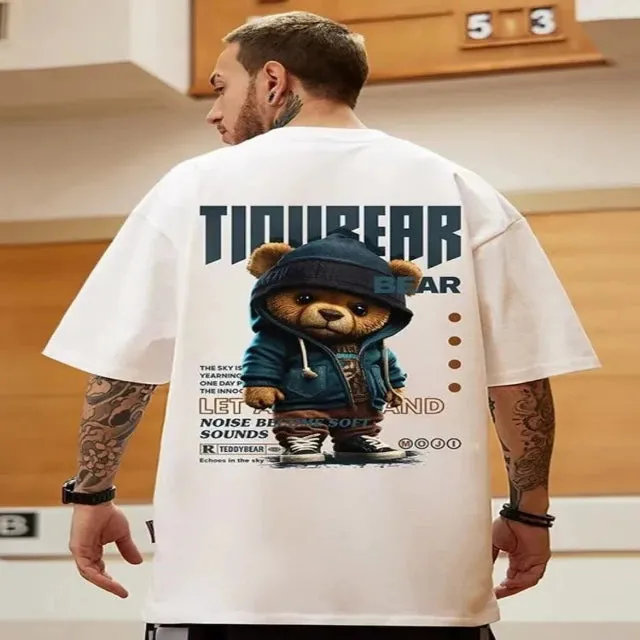 T-shirt with short sleeves in a casual hip-hop style